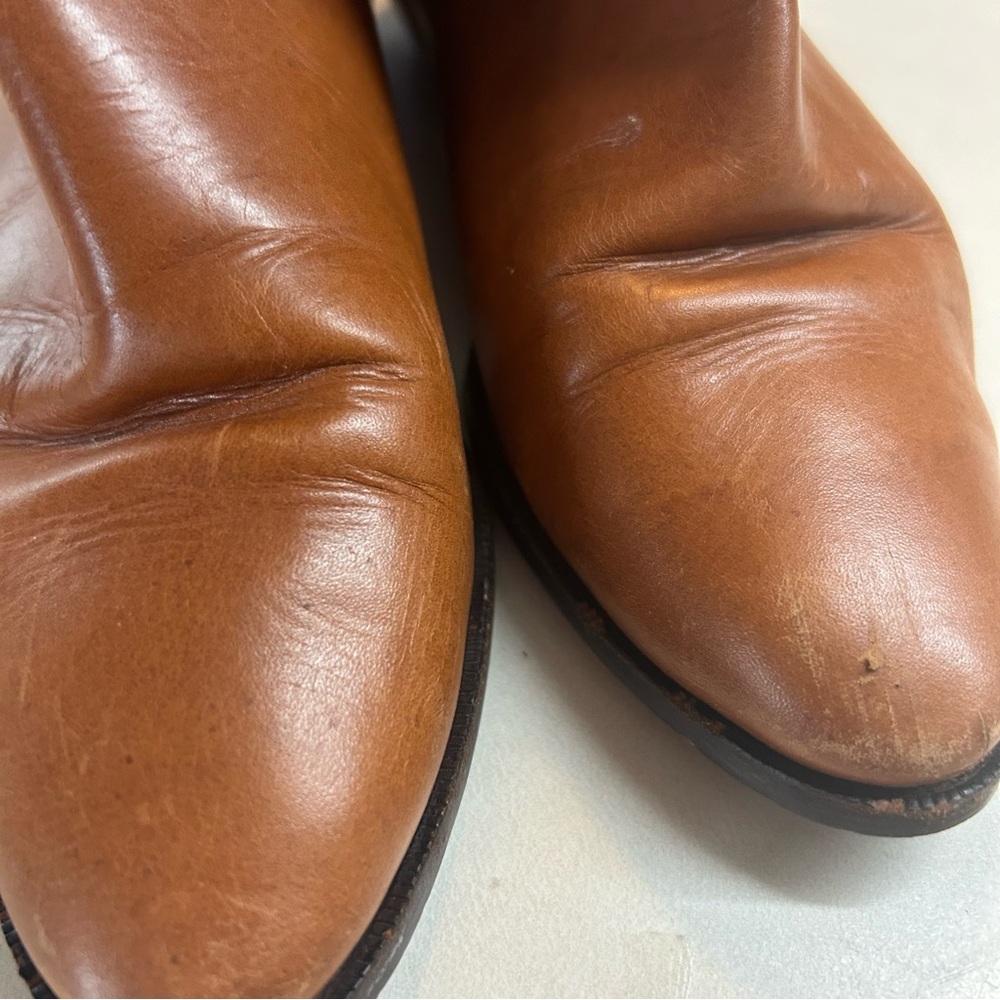 Etienne Aigner ladies boots. Size 6 1/2 ‘